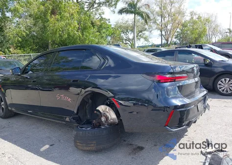 2024 BMW I7 xDrive60 from USA, damaged, VIN WBY53EJ08RCP78310